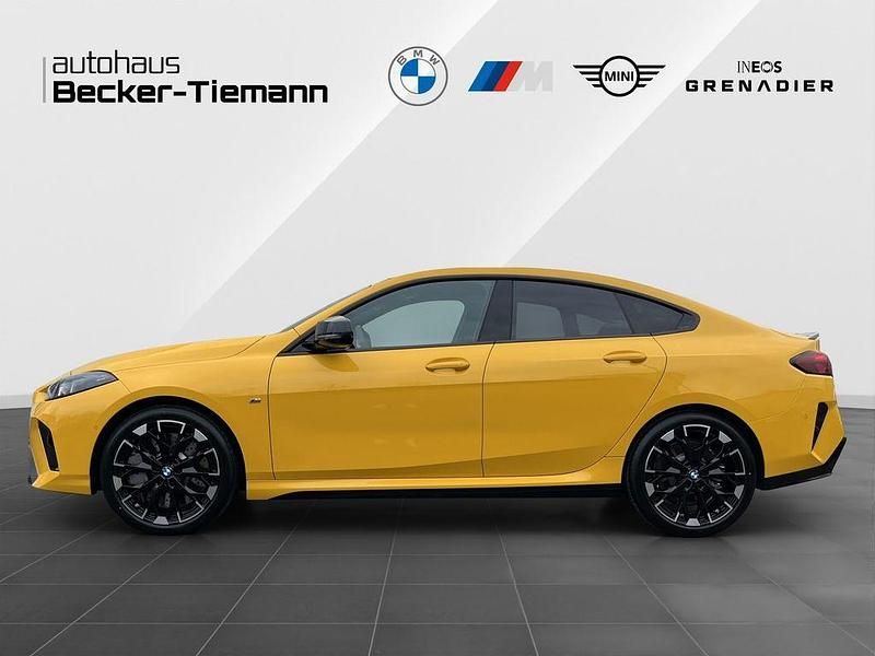 Gebraucht BMW M235 Shadowline 300 PS (220 kW) 2024 Gelb Coupé