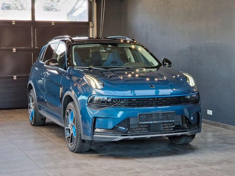 Blau Gebraucht 2022 Lynk & Co 01 SUV | 17.499 € - Bild 1/2