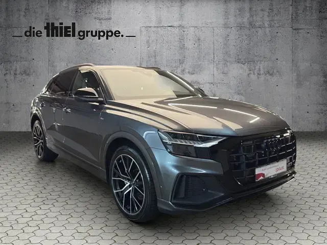 Gebraucht Audi Q8 S-Line 286 PS (210 kW) 2023 Daytonagrau perleffekt SUV