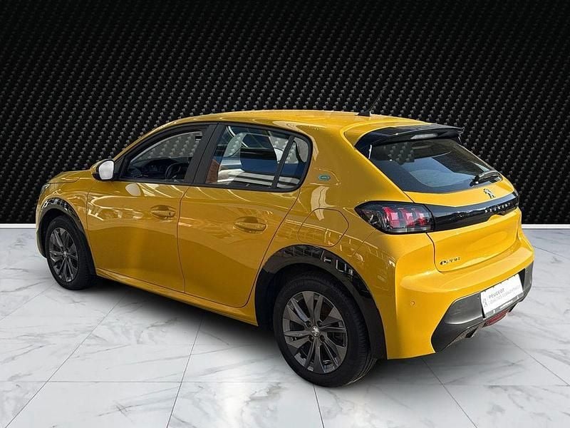Gebraucht Peugeot 208 Active 100 kW (136 PS) 2021 Gelb Kleinwagen