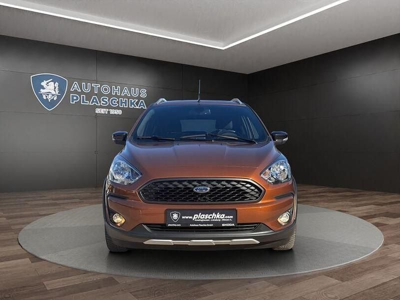 Gebraucht Ford Ka Plus Active 86 PS (63 kW) 2018 Braun Kleinwagen
