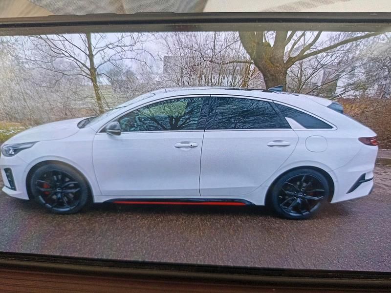 Gebraucht Kia ProCeed GT 204 PS (150 kW) 2019 Weiß Kombi