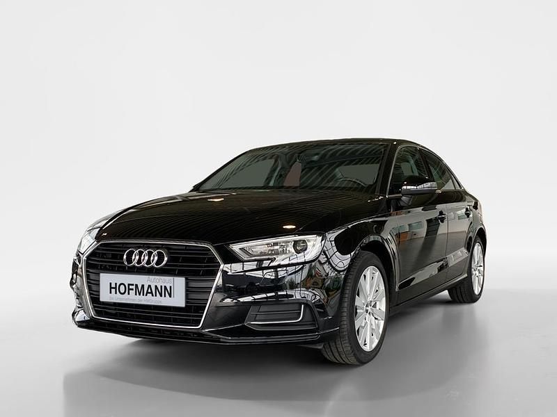 Mythos black metallic Gebraucht 2018 Audi A3 Design Limousine | 19.860 € (Etwas zu teuer) - Bild 1/4