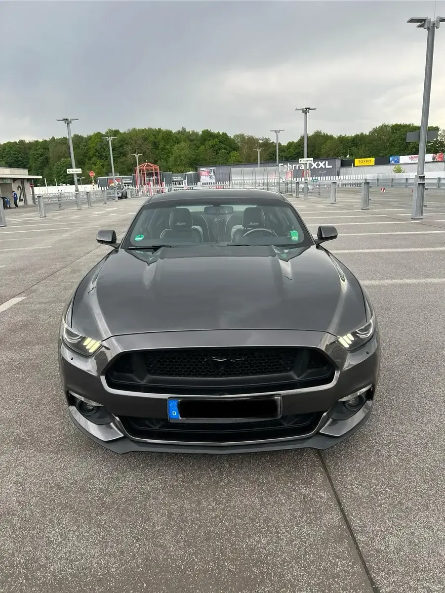 Second-hand Ford Mustang 305 CP (224 kW) 2017 Gri Coupe