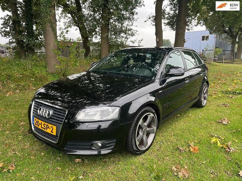 Schwarz Gebraucht 2010 Audi A3 Sportback Performance Kleinwagen | 5.592 € (Fairer Preis) - Bild 1/4