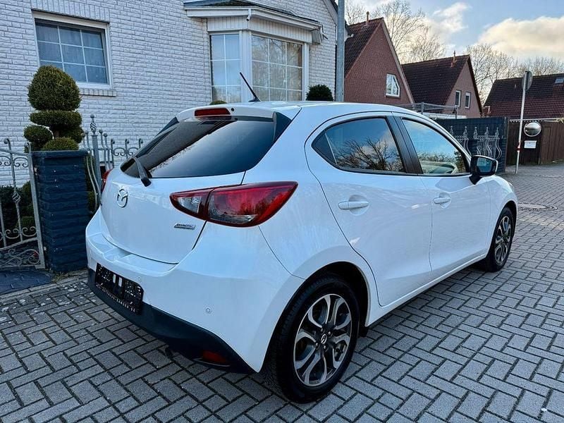Gebraucht Mazda 2 Nakama 90 PS (66 kW) 2017 Weiß Limousine
