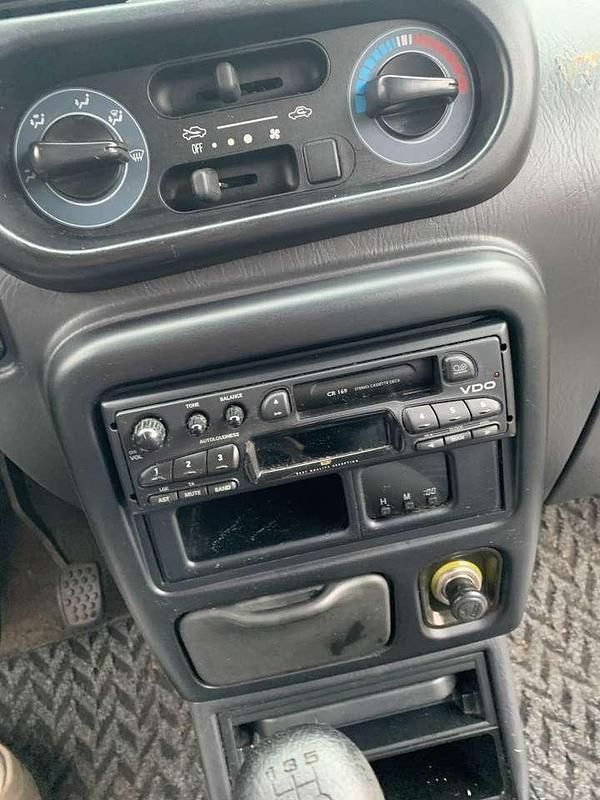 Gebraucht Daihatsu Cuore 56 PS (41 kW) 1999 Blau Kleinwagen