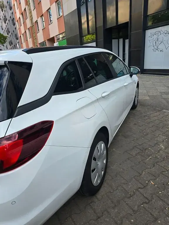 Gebraucht Opel Astra Business 136 PS (100 kW) 2017 Weiß Limousine