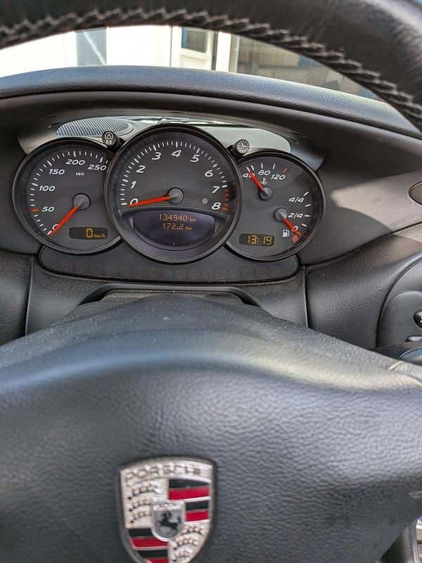 Gebraucht Porsche 986 Boxster 211 PS (155 kW) 2001 Andere farben Cabrio