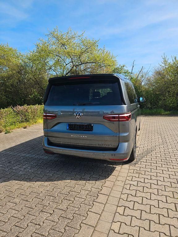 Używany VW T7 Edition 150 KM (110 kW) 2026 Szary Van