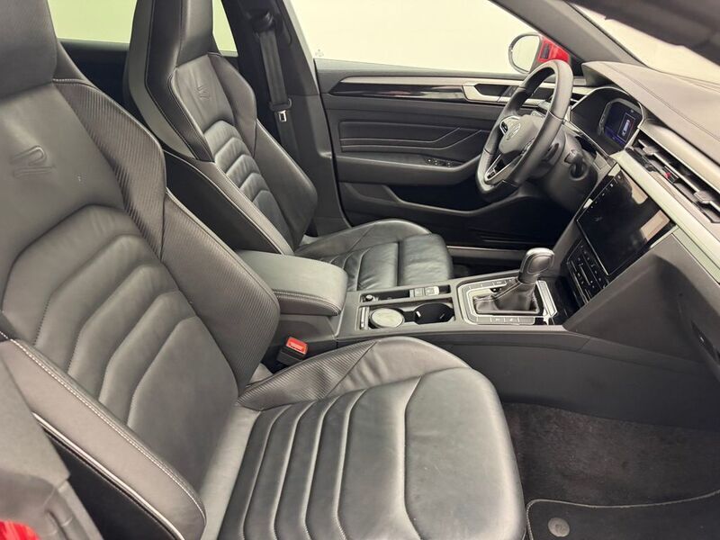 Gebraucht VW Arteon R-line 190 PS (139 kW) 2022 Red metallic Coupé