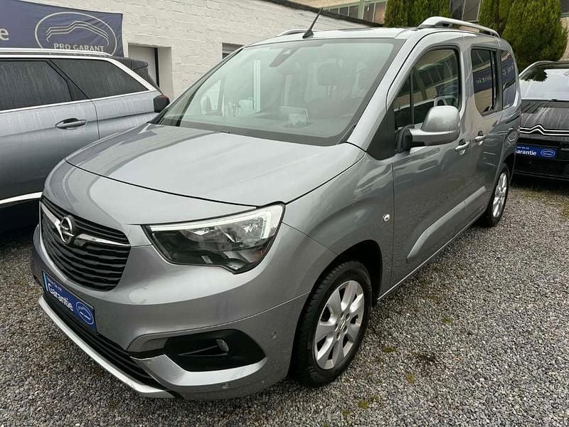 Grau Gebraucht 2018 Opel Combo Van / Kleinbus | 14.498 € (Fairer Preis) - Bild 1/4