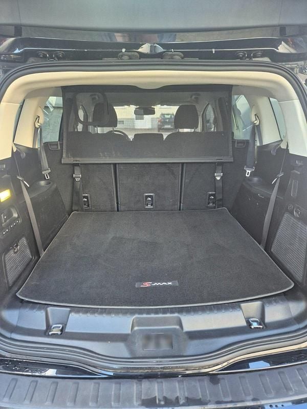 Gebraucht Ford S-MAX S 160 PS (117 kW) 2016 Schwarz Van / Kleinbus