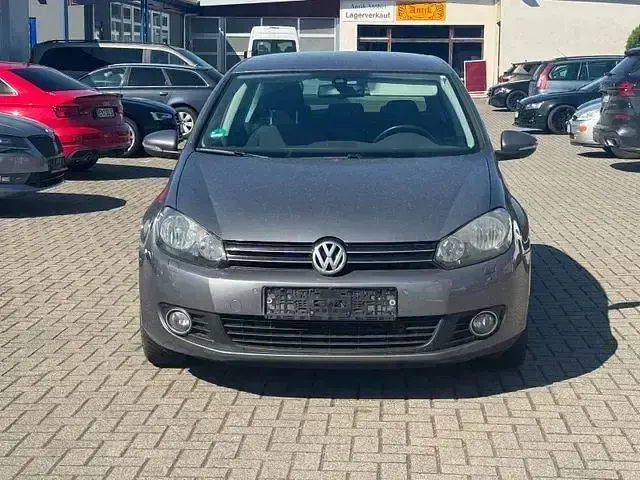 Gebraucht VW Golf VI Comfortline 122 PS (89 kW) 2009 Grau Limousine