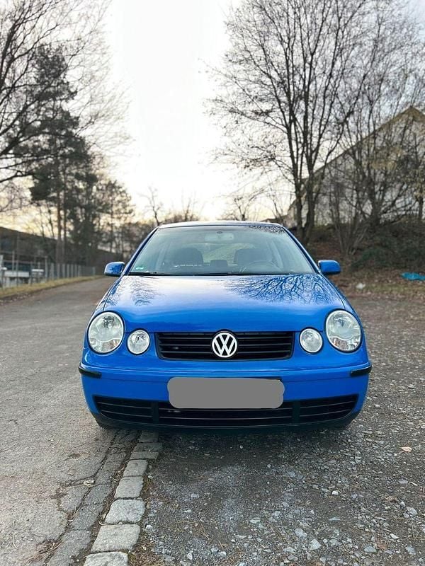 Gebraucht VW Polo 75 PS (55 kW) 2005 Blau Kleinwagen
