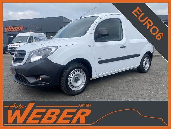 Weiß Gebraucht 2016 Mercedes Citan 108 Van / Kleinbus | 6.480 € (Fairer Preis) - Bild 1/4