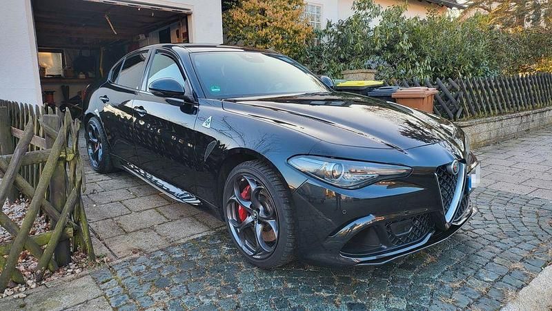 Gebraucht Alfa Romeo Giulia 510 PS (375 kW) 2018 Schwarz Limousine