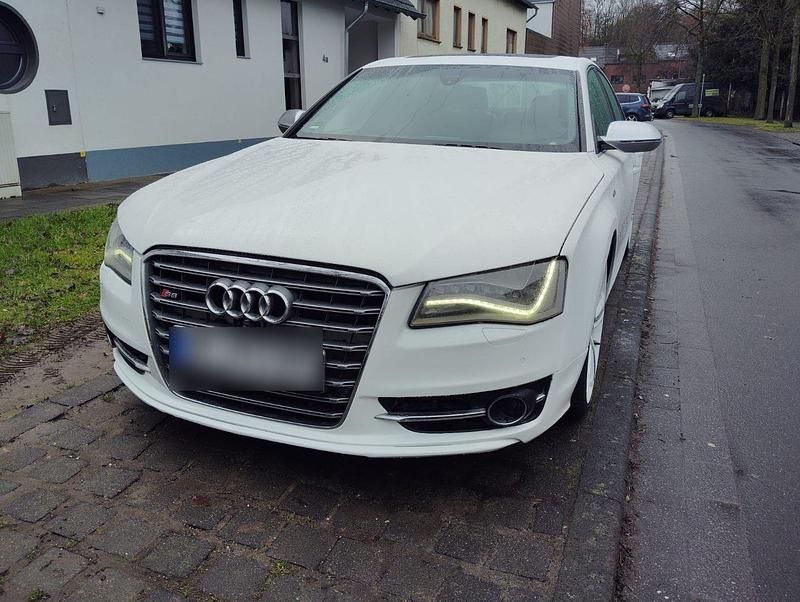 Gebraucht Audi S8 Sport 519 PS (381 kW) 2013 Weiß Limousine
