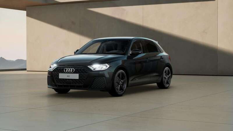 Mythosschwarz metallic Gebraucht 2024 Audi A1 Sportback Kleinwagen | 21.999 € (Superpreis) - Bild 1/4