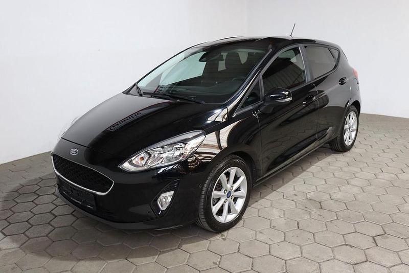 Gebraucht Ford Fiesta Cool & Connect 101 PS (74 kW) 2019 Schwarz Kleinwagen
