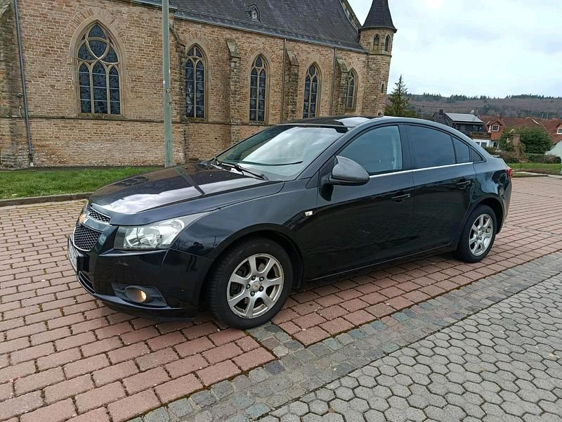 Gebraucht Chevrolet Cruze 145 PS (106 kW) 2012 Schwarz Limousine