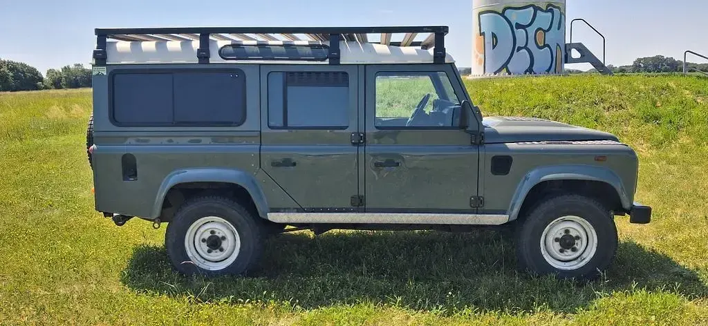 Gebraucht Land Rover Defender 122 PS (89 kW) 2007 Grün Kombi