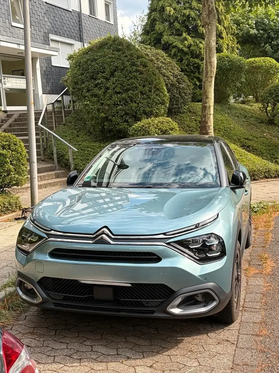 Gebraucht Citroën C4 Shine 130 PS (95 kW) 2023 Blau SUV