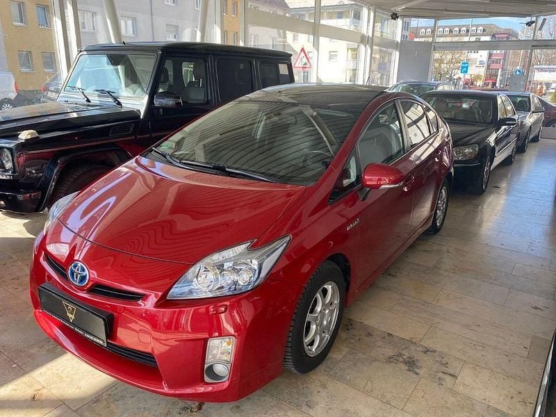 Gebraucht Toyota Prius Executive 135 PS (99 kW) 2010 Rot Kleinwagen