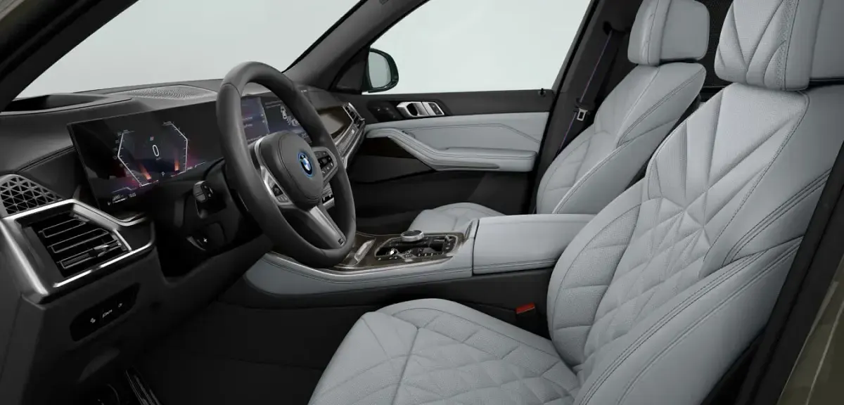 Gebraucht BMW X5 Comfort Edition 489 PS (359 kW) 2025 Grau SUV