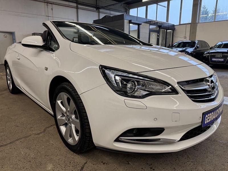 Gebraucht Opel Cascada Innovation 140 PS (102 kW) 2013 Weiß Cabrio