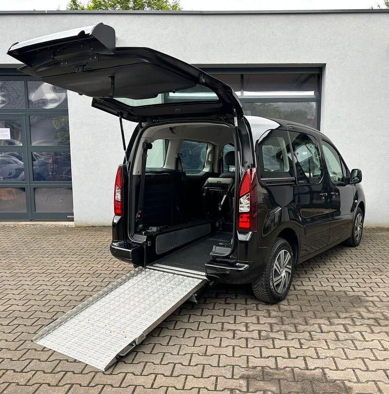 Gebraucht Citroën Berlingo 92 PS (67 kW) 2012 Schwarz Van / Kleinbus