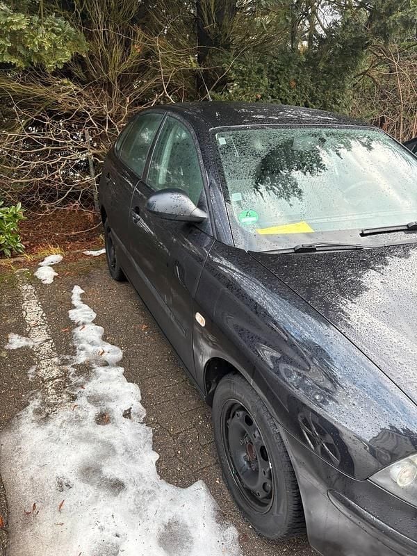 Gebraucht Seat Ibiza 75 PS (55 kW) 2004 Schwarz Kleinwagen