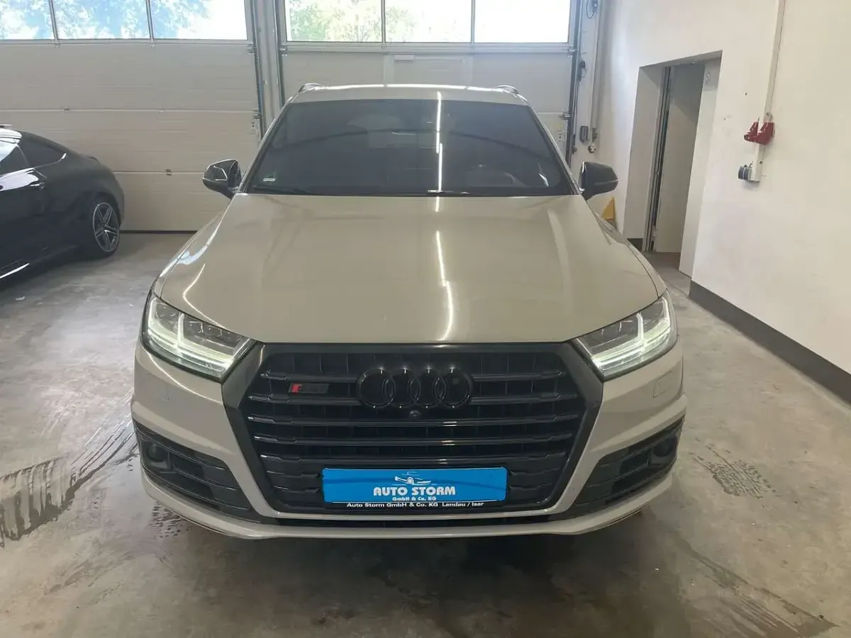 Gebraucht Audi SQ7 Sport 435 PS (319 kW) 2019 Orcaschwarz metallic SUV