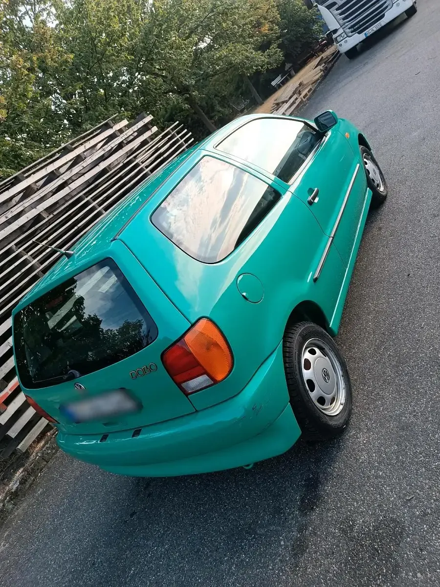 Gebraucht VW Polo 60 PS (44 kW) 1998 Grün Kleinwagen
