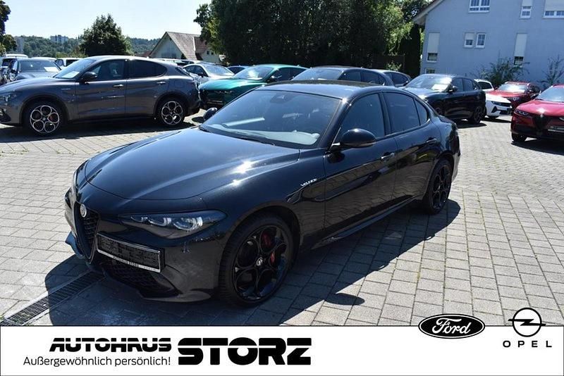 Colore esterno nero vulcano, Gebraucht 2024 Alfa Romeo Giulia Veloce Limousine | 36.900 € (Fairer Preis) - Bild 1/3