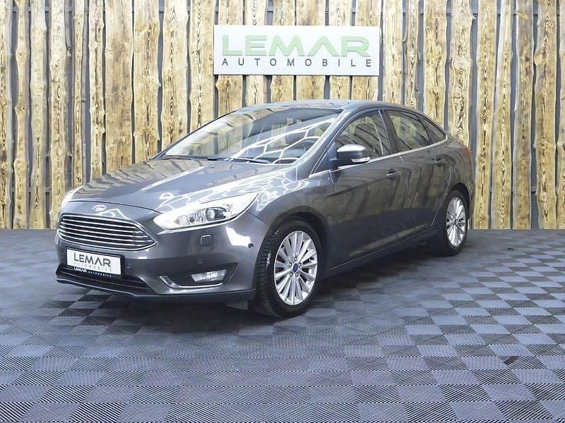 Silber Gebraucht 2016 Ford Focus Titanium Limousine | 9.200 € (Fairer Preis) - Bild 1/4
