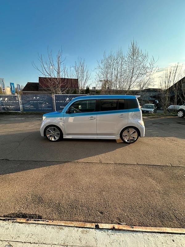 Gebraucht Daihatsu Materia 103 PS (75 kW) 2008 Weiß Van / Kleinbus
