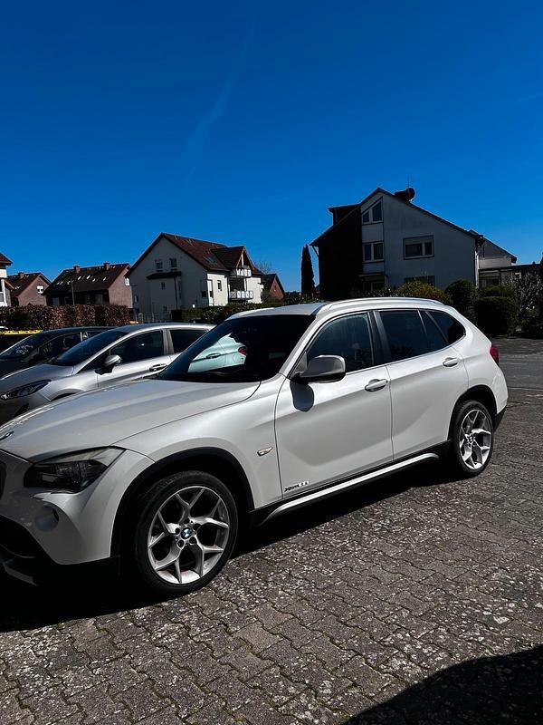 Gebraucht BMW X1 204 PS (150 kW) 2011 Weiß SUV