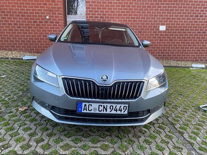 Gebraucht Skoda Superb Style 150 PS (110 kW) 2016 Limousine