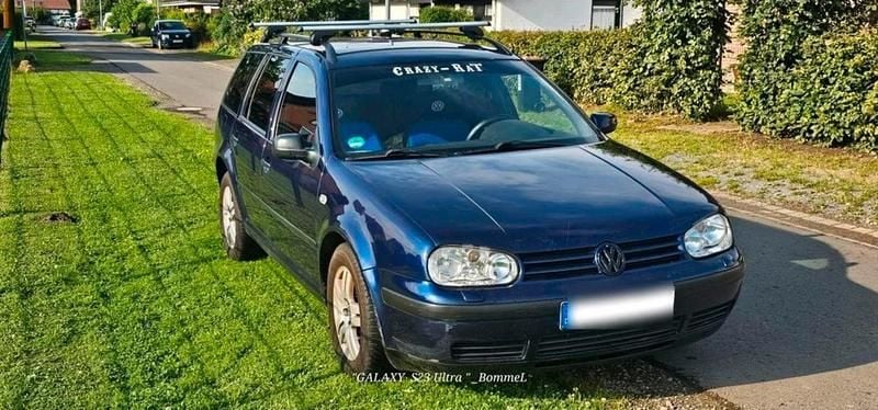 Blau Gebraucht 2001 VW Golf IV Kombi | 1.990 € (Fairer Preis) - Bild 1/4