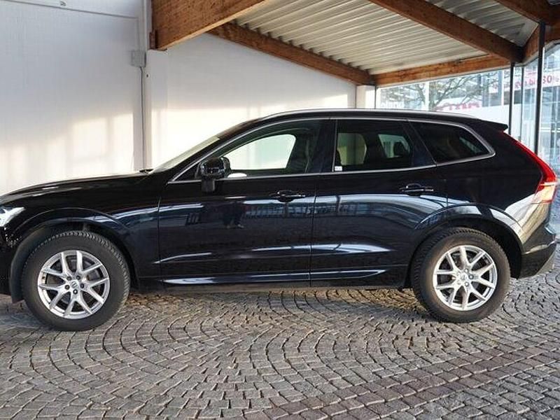 Gebraucht Volvo XC60 Momentum 250 PS (183 kW) 2018 Schwarz SUV