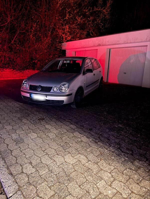 Gebraucht VW Polo 63 PS (46 kW) 2003 Silber Limousine