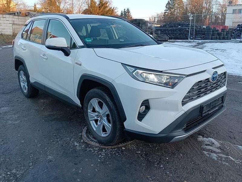 Gebraucht Toyota RAV4 Hybrid 218 PS (160 kW) 2021 Weiß SUV