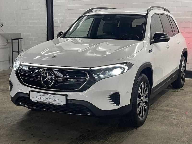 Gebraucht Mercedes EQB250 Electric Art 139 kW (190 PS) 2022 Polarweiss uni SUV