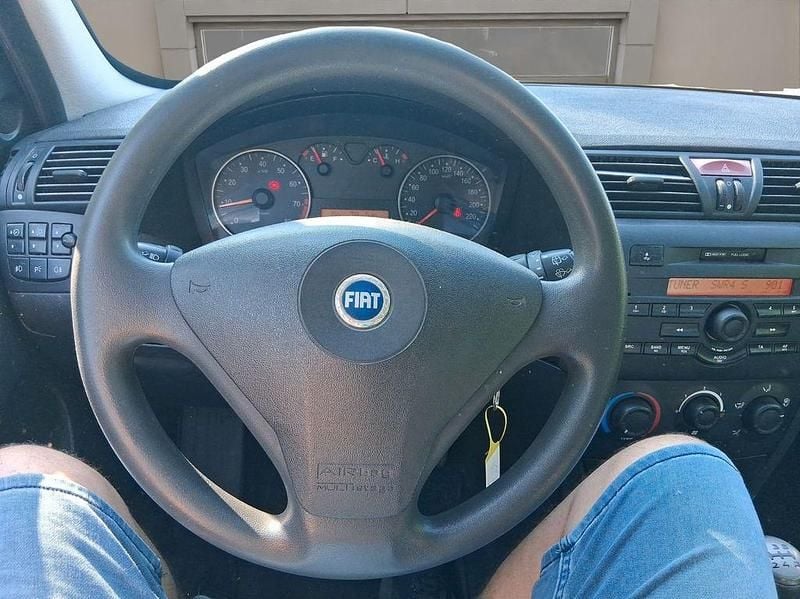 Gebraucht Fiat Stilo Active 103 PS (75 kW) 2003 Grau Limousine