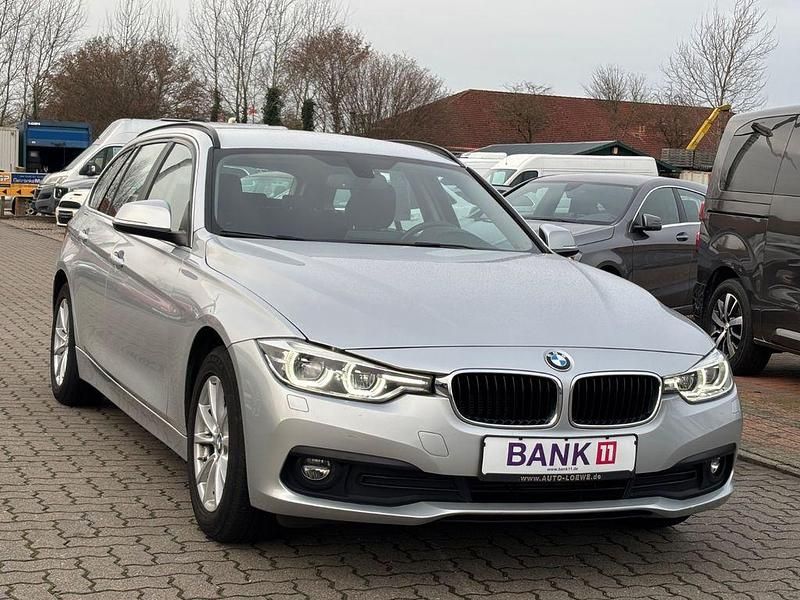 Gebraucht BMW 320 Advantage 190 PS (139 kW) 2018 Silber Limousine