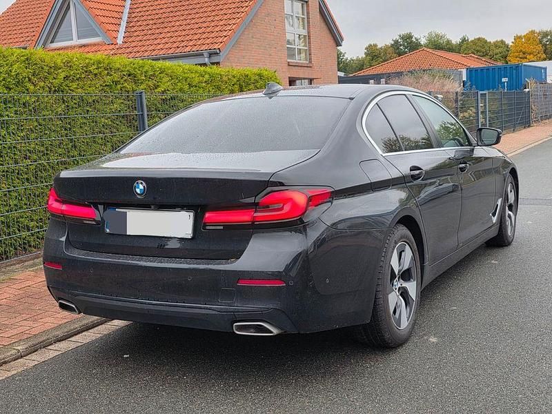 Gebraucht BMW 520 190 PS (139 kW) 2021 Schwarz Limousine