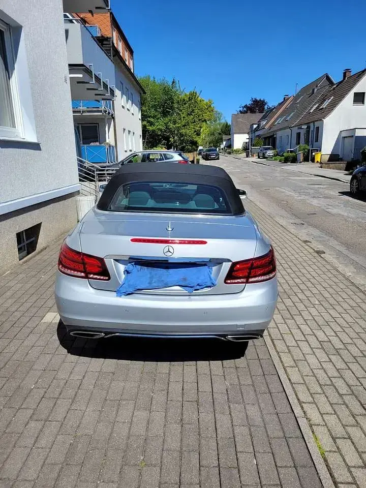 Usata Mercedes E400 333 CV (244 kW) 2014 Argento Cabrio