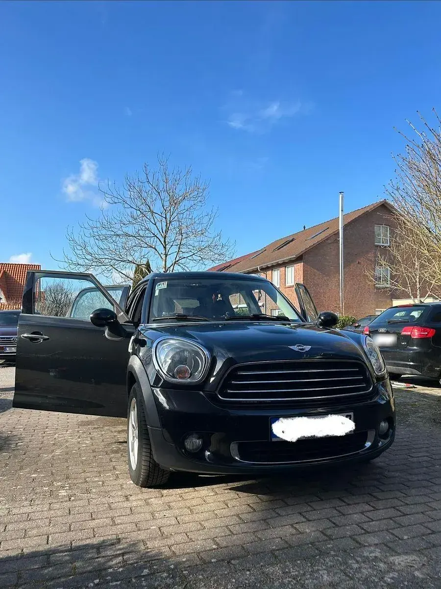 Gebraucht Mini Cooper D 111 PS (81 kW) 2010 Schwarz Kleinwagen