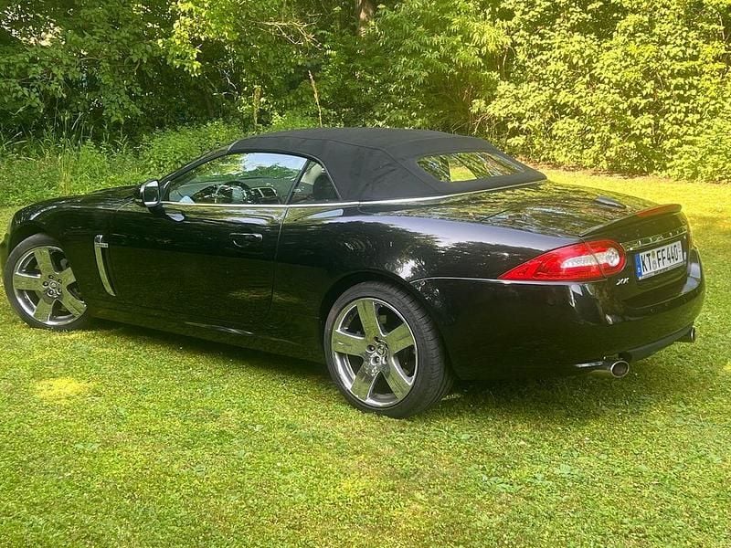 Gebraucht Jaguar XK 385 PS (283 kW) 2011 Schwarz Coupé